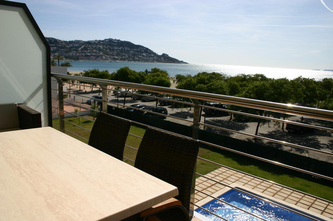 Apartaments Terraza - Salata Mar Roses Ruang foto